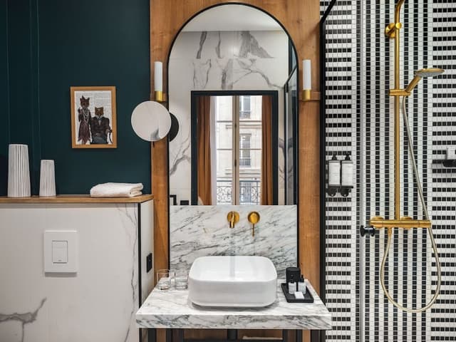 Superior Room (Vue Jardin ou Ville)
