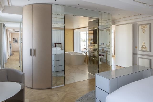 Penthouse (Bowmann Suite)