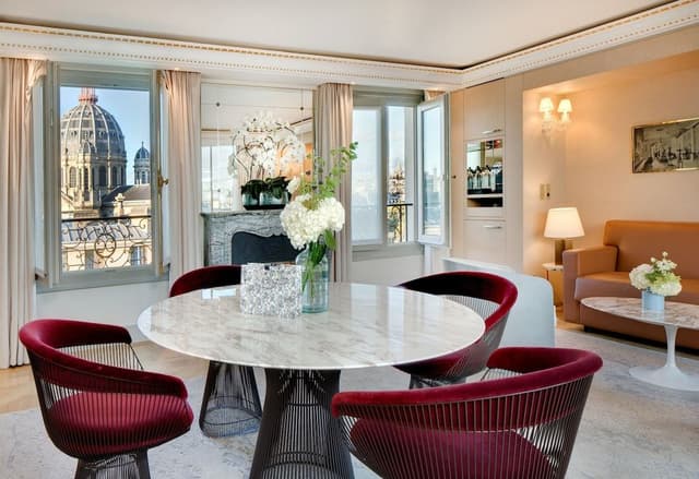 Penthouse (Bowmann Suite)
