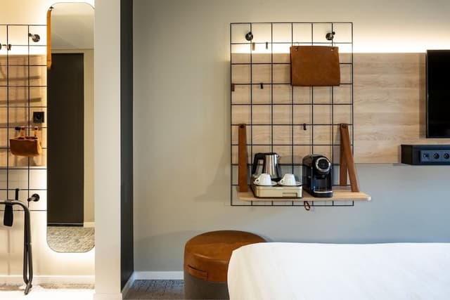 Premium Room, 1 Queen Bed