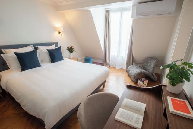 Superior Apartment