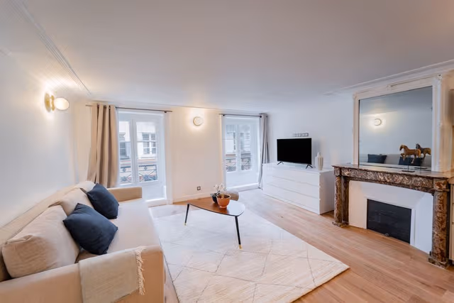 Deluxe Apartment