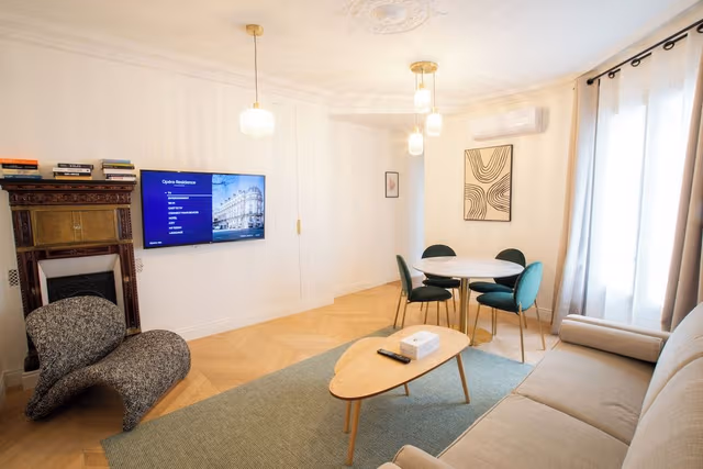 Superior Apartment