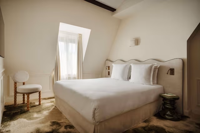 Elegance Room