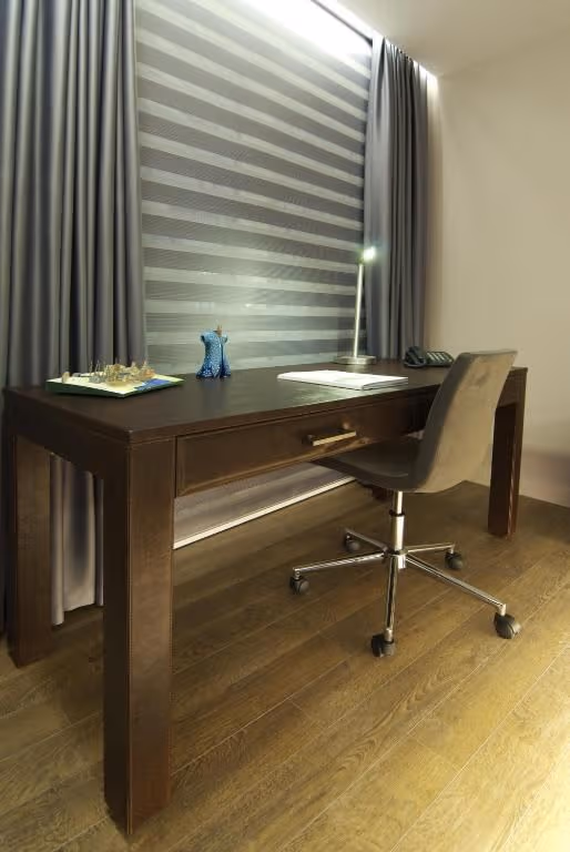 Corner Suite with Kitchen