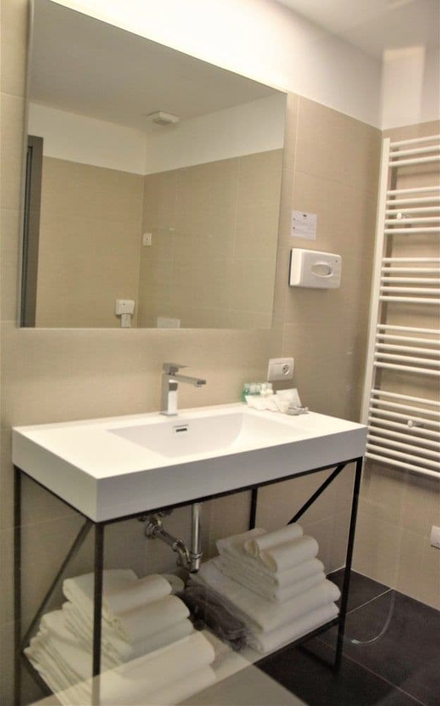 Deluxe Double Room, Lake View