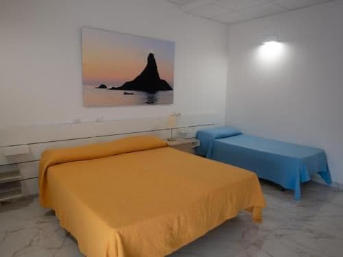 Basic Triple Room