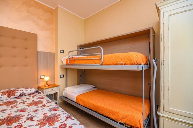 Studio, 1 Bedroom