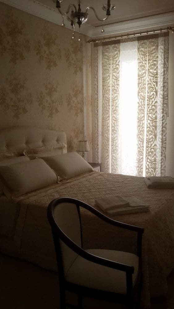 Deluxe Double Room, Balcony (Euridice)