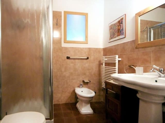 Double Room, Shared Bathroom (Folon)