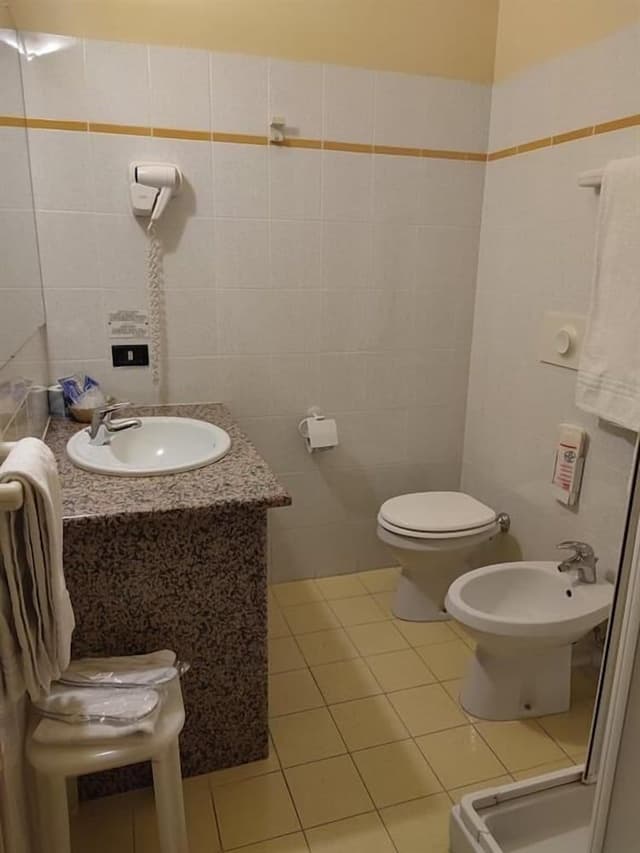 Economy Triple Room