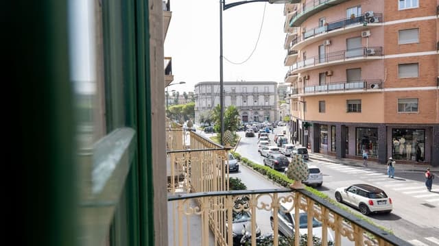 Deluxe Room, Balcony, City View