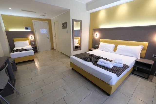 Triple Room