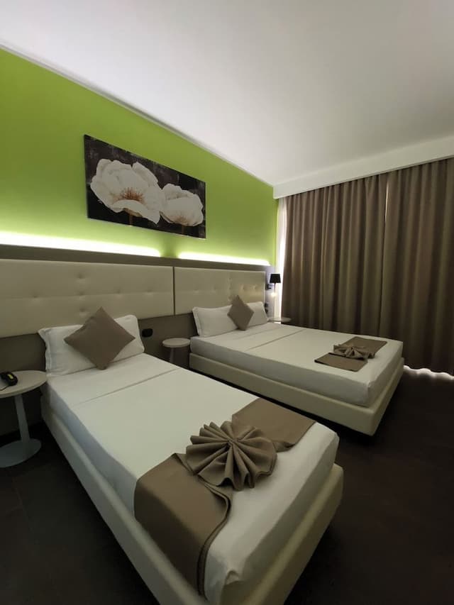 Standard Triple Room, Multiple Beds, Non Smoking