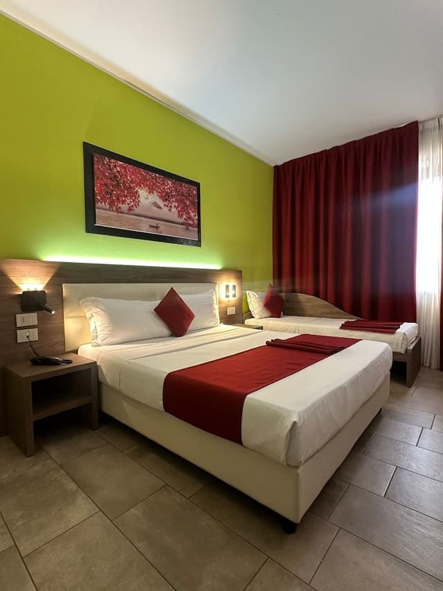 Standard Triple Room, Multiple Beds, Non Smoking