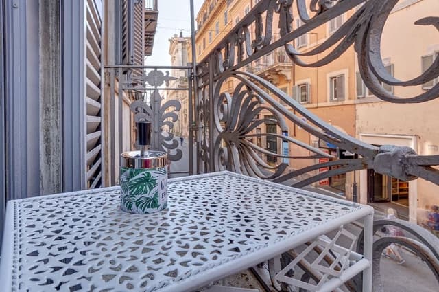 Superior Double Room, Balcony, City View (via Del Corso 32)