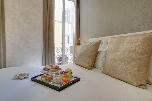 Superior Double Room, Balcony, City View (via Del Corso 32)