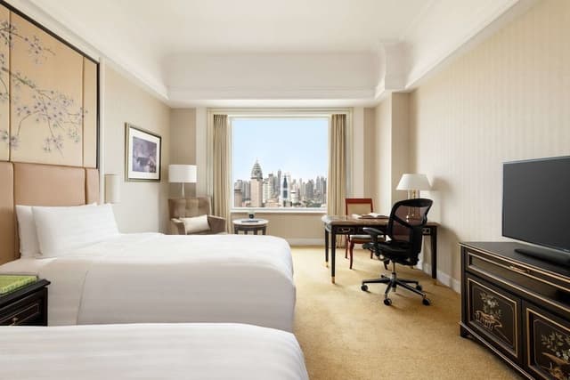 River Wing Horizon Bund Room 2 Twins