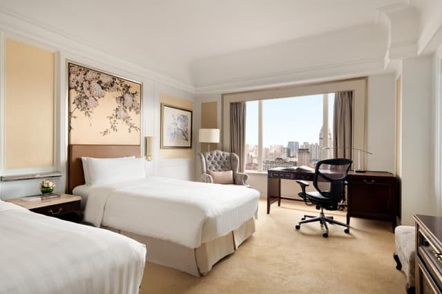 River Wing Horizon Bund Room 2 Twins