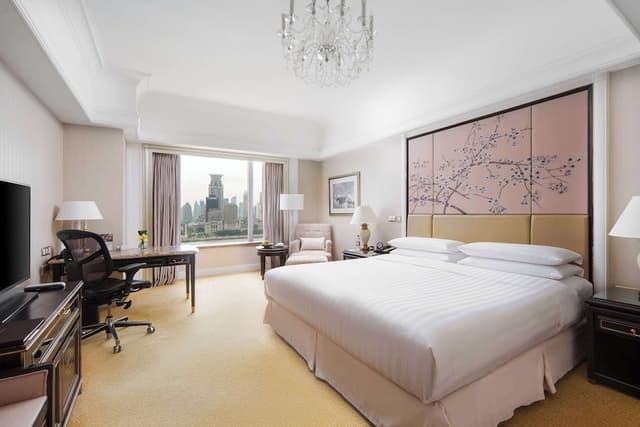 River Wing Deluxe Bund View 1 King