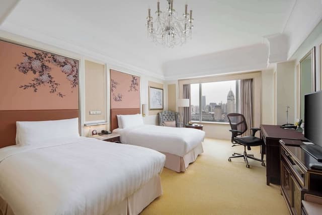 River Wing Horizon Bund Room 2 Twins