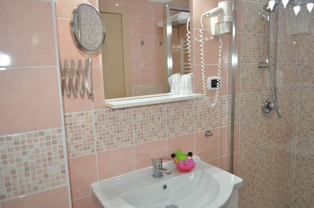 Comfort Triple Room, 1 Bedroom, Private Bathroom