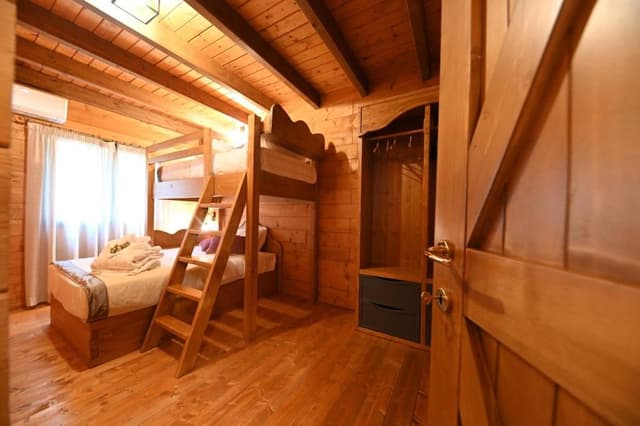 Chalet Classic Triple