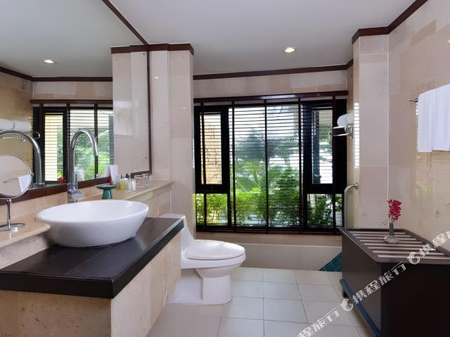 Sea View Deluxe