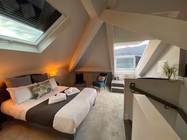 Classic Double Room, Hot Tub, Lake View ( Memard Collombier Épine)