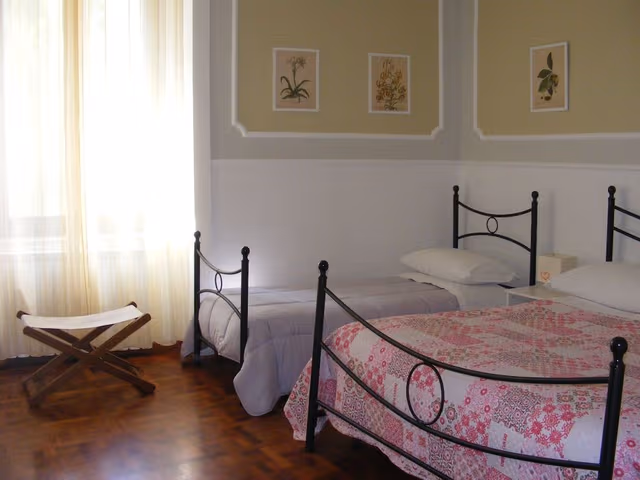 Comfort Triple Room, Private Bathroom