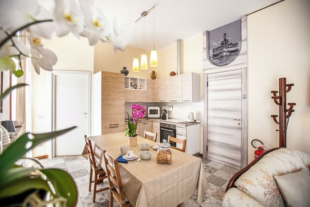 Exclusive Apartment, 1 Bedroom, Lake View