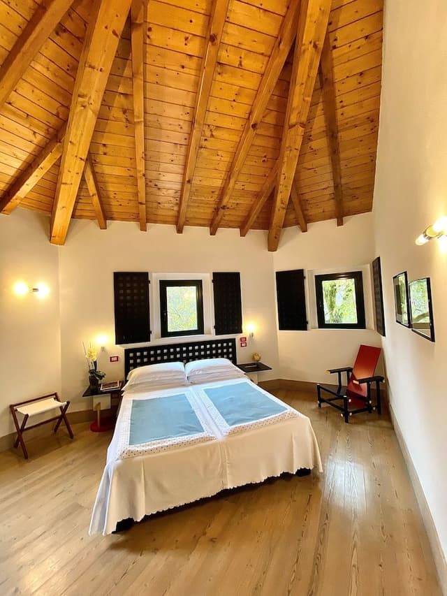 Deluxe Room, 1 Queen Bed, Garden View, Tower