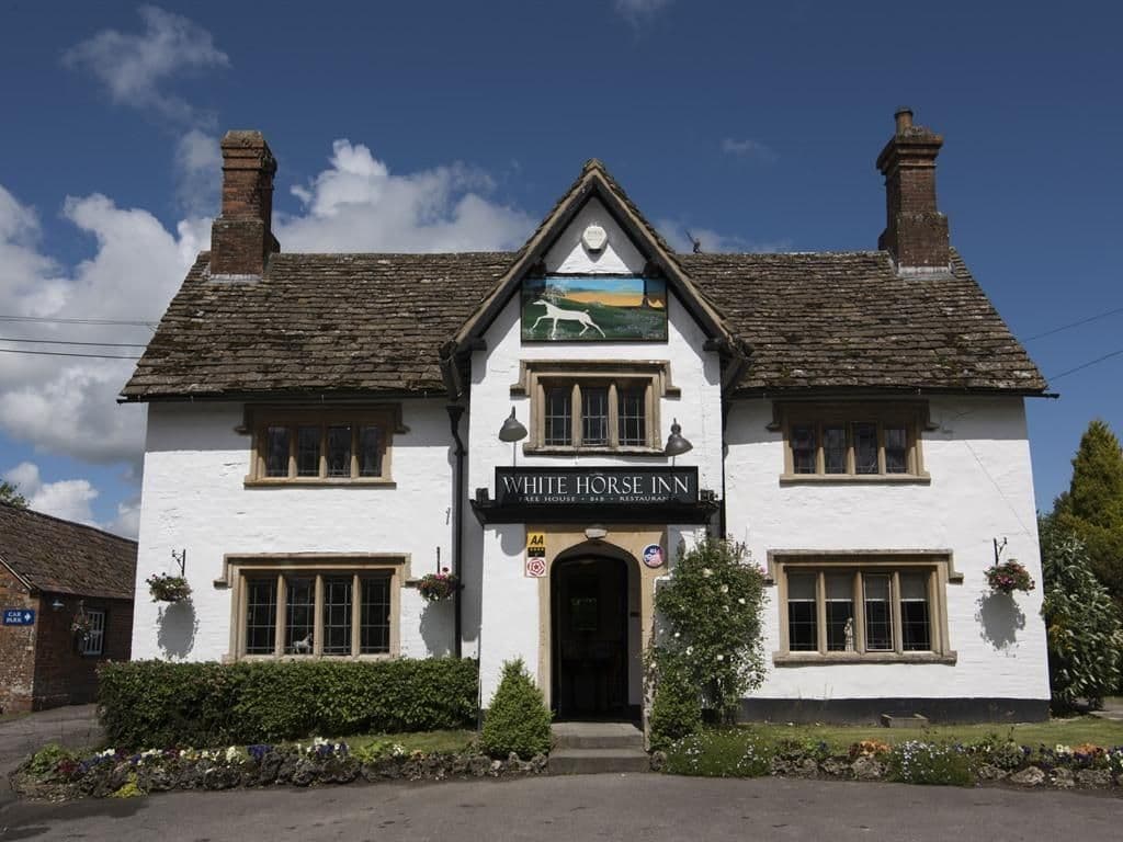 The White Horse Inn The White Horse Inn