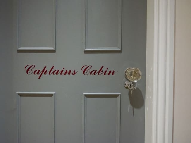 Double Room, Ensuite (Captain's Cabin)