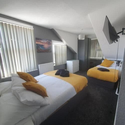 South Beach Kings Promenade Hotel