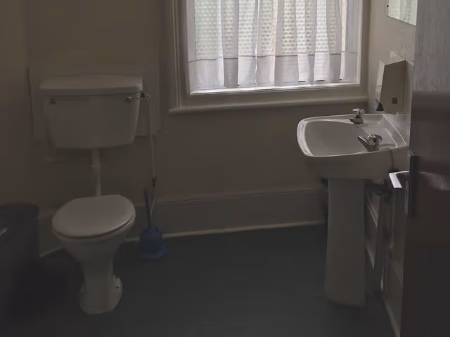 Twin Room, Shared Bathroom