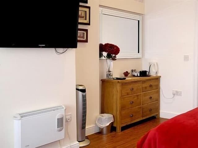 Superior Double Room, Ensuite (With Lounge)