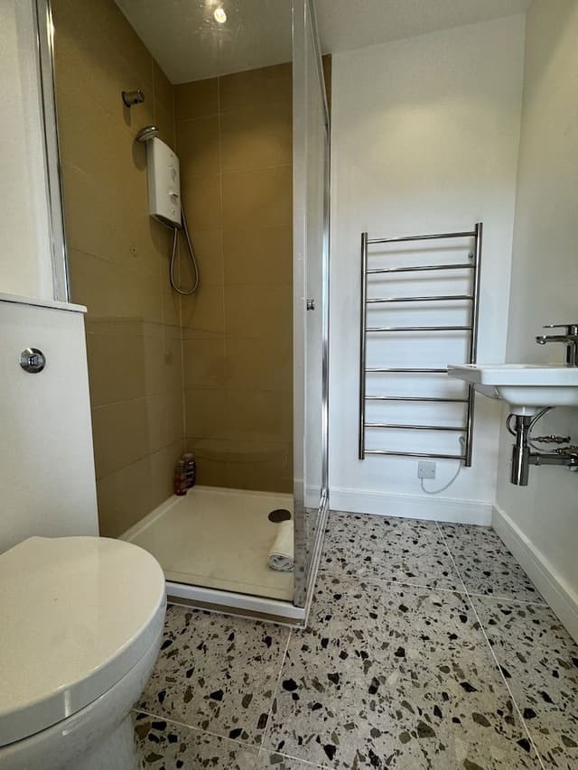 Classic Double Room, Ensuite, City View