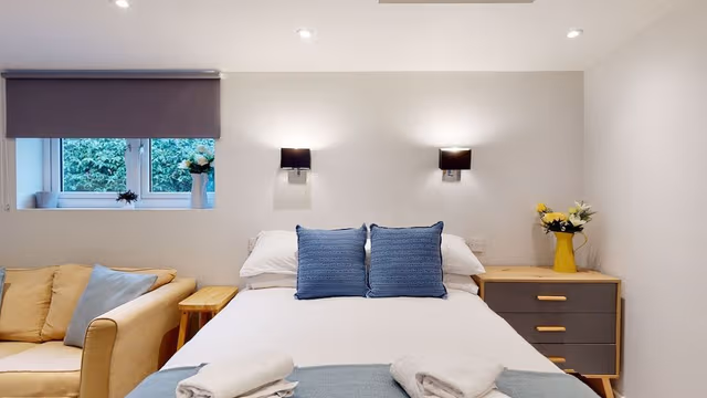 Deluxe Studio, Ensuite