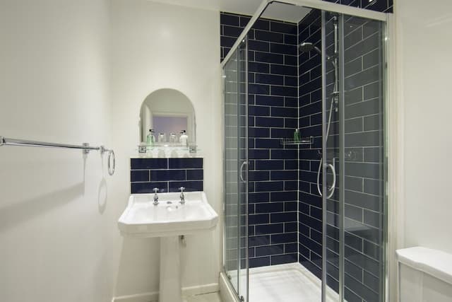Classic Double Room, Ensuite