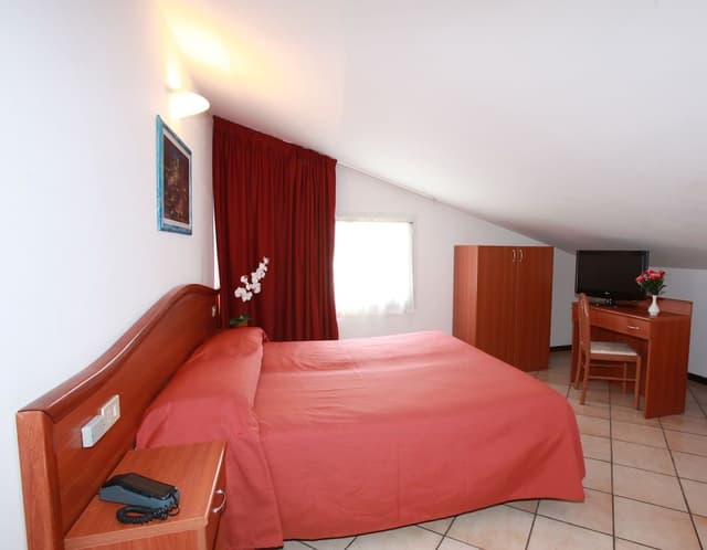 Double Room ( Attic)