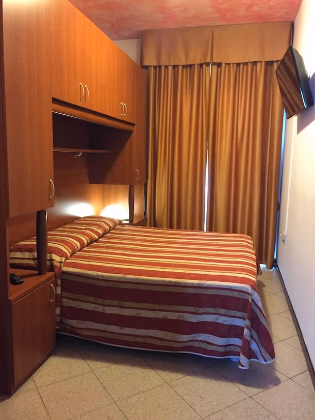 Economy Double Room
