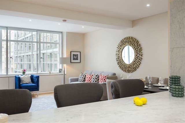 Deluxe Two Bedroom Apartment