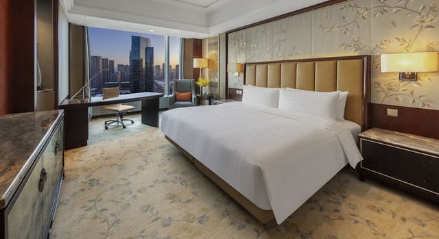 Deluxe Room, 1 King Bed