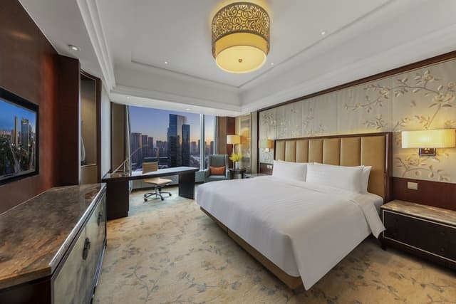 Deluxe Room, 1 King Bed