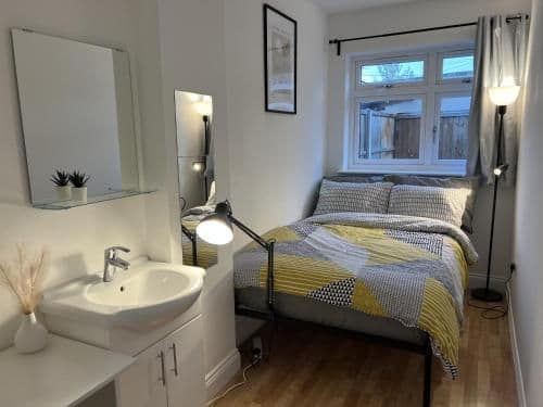 Double room-Standard-Shared Bathroom-Luxury - 2