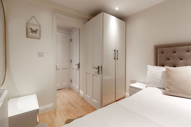Apartment, Private Bathroom (2)