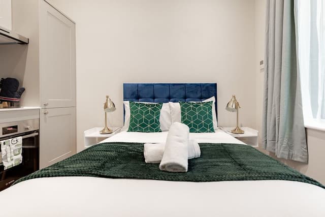 Deluxe Studio, Ensuite, City View