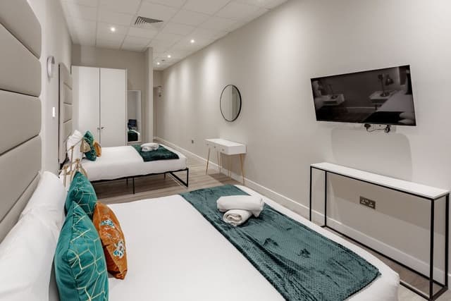Standard Studio, Ensuite, City View