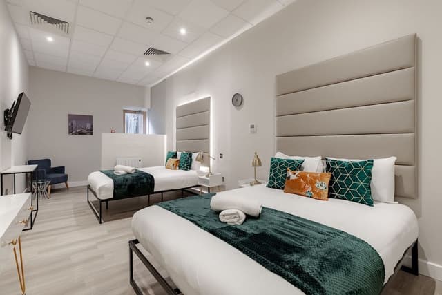 Standard Studio, Ensuite, City View